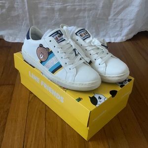 LINE Friends X Skechers White Sneakers Women's Size 6.5